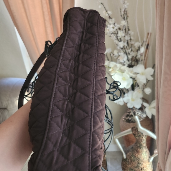 RETIRED VERA BRADLEY CHOCOLATE BROWN QUILTED PURSE HANDBAG GOLD CHARM 😍HP! - Picture 8 of 8
